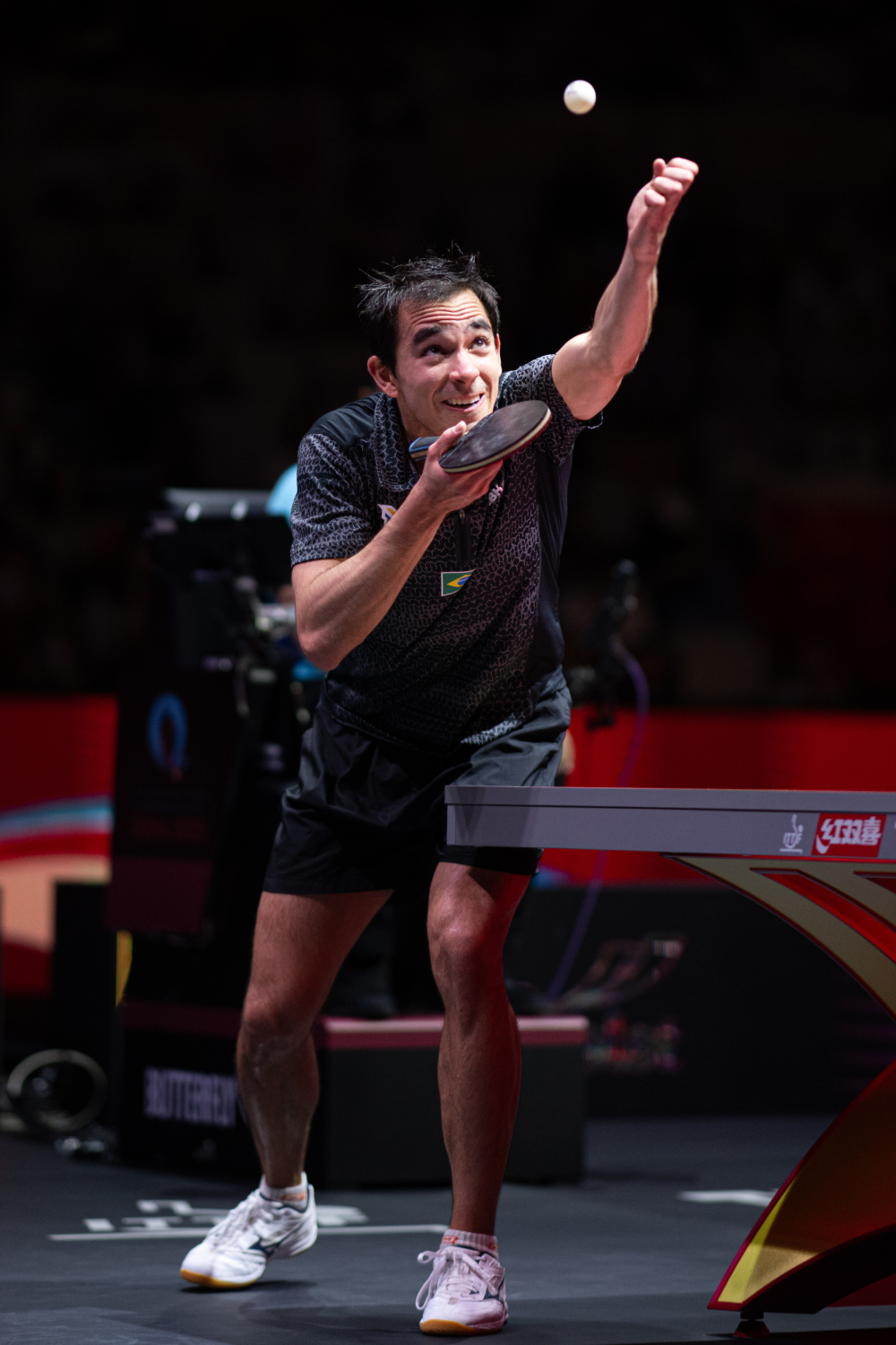 定充满悬念 定充满悬念