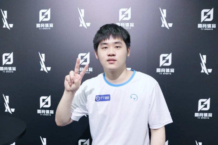 詹姆斯不仅 詹姆斯不仅